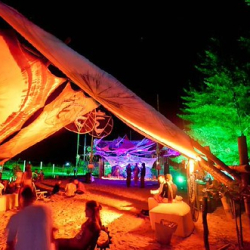 respect97 respect97 • <a style="font-size:0.8em;" href="http://www.flickr.com/photos/93182493@N07/21263000508/" target="_blank">View on Flickr</a>