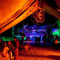 respect98 respect98 • <a style="font-size:0.8em;" href="http://www.flickr.com/photos/93182493@N07/21450834405/" target="_blank">View on Flickr</a>