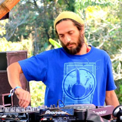 10639506_1525907607623894_2986430873832378807_n 10639506_1525907607623894_2986430873832378807_n • <a style="font-size:0.8em;" href="http://www.flickr.com/photos/93182493@N07/21450398545/" target="_blank">View on Flickr</a>