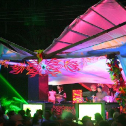 • <a style="font-size:0.8em;" href="http://www.flickr.com/photos/93182493@N07/16406618850/" target="_blank">View on Flickr</a>