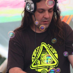 • <a style="font-size:0.8em;" href="http://www.flickr.com/photos/93182493@N07/16407781239/" target="_blank">View on Flickr</a>