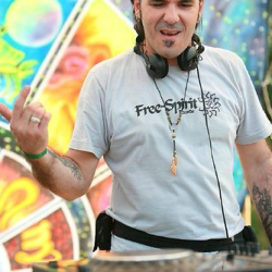 • <a style="font-size:0.8em;" href="http://www.flickr.com/photos/93182493@N07/16593758425/" target="_blank">View on Flickr</a>