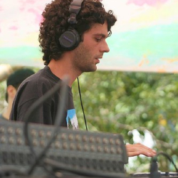 • <a style="font-size:0.8em;" href="http://www.flickr.com/photos/93182493@N07/16592993472/" target="_blank">View on Flickr</a>