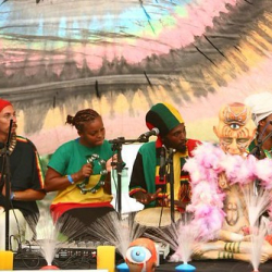 • <a style="font-size:0.8em;" href="http://www.flickr.com/photos/93182493@N07/16592336191/" target="_blank">View on Flickr</a>