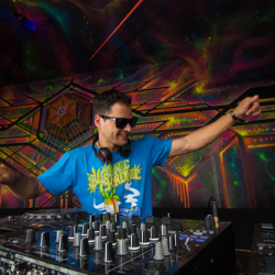 Aleka Fotografia Copyright © 2015 Aleka Fotografia Copyright © 2015 • <a style="font-size:0.8em;" href="http://www.flickr.com/photos/93182493@N07/21440396762/" target="_blank">View on Flickr</a>