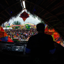 DSC_0482 DSC_0482 • <a style="font-size:0.8em;" href="http://www.flickr.com/photos/93182493@N07/42518686251/" target="_blank">View on Flickr</a>