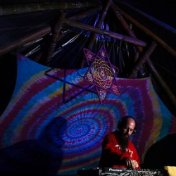 Respect Lost - 8 Respect Lost - 8 • <a style="font-size:0.8em;" href="http://www.flickr.com/photos/93182493@N07/20830151533/" target="_blank">View on Flickr</a>