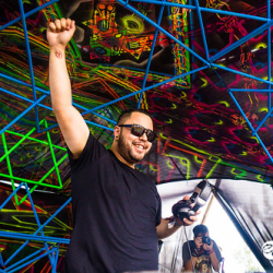 DSC04419 DSC04419 • <a style="font-size:0.8em;" href="http://www.flickr.com/photos/93182493@N07/22344424691/" target="_blank">View on Flickr</a>