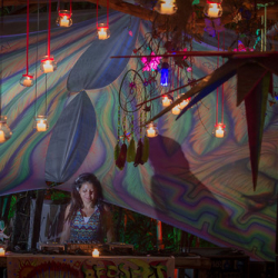 • <a style="font-size:0.8em;" href="http://www.flickr.com/photos/93182493@N07/16408403158/" target="_blank">View on Flickr</a>