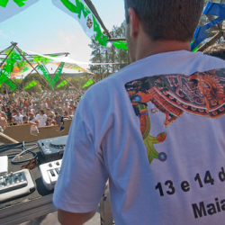 • <a style="font-size:0.8em;" href="http://www.flickr.com/photos/93182493@N07/16723267909/" target="_blank">View on Flickr</a>