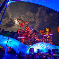 • <a style="font-size:0.8em;" href="http://www.flickr.com/photos/93182493@N07/16594472422/" target="_blank">View on Flickr</a>