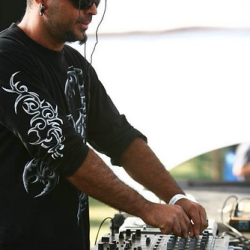 • <a style="font-size:0.8em;" href="http://www.flickr.com/photos/93182493@N07/16406494740/" target="_blank">View on Flickr</a>