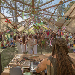 • <a style="font-size:0.8em;" href="http://www.flickr.com/photos/93182493@N07/16594353951/" target="_blank">View on Flickr</a>