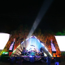 • <a style="font-size:0.8em;" href="http://www.flickr.com/photos/93182493@N07/16408991869/" target="_blank">View on Flickr</a>