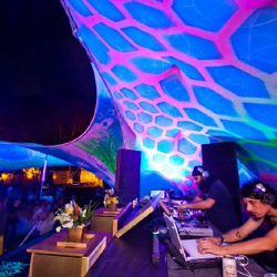 • <a style="font-size:0.8em;" href="http://www.flickr.com/photos/93182493@N07/16408083920/" target="_blank">View on Flickr</a>