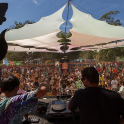 • <a style="font-size:0.8em;" href="http://www.flickr.com/photos/93182493@N07/16594925942/" target="_blank">View on Flickr</a>