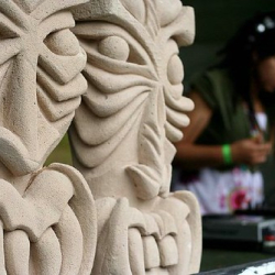 • <a style="font-size:0.8em;" href="http://www.flickr.com/photos/93182493@N07/15974752853/" target="_blank">View on Flickr</a>