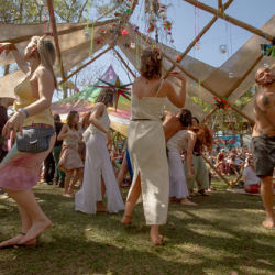 • <a style="font-size:0.8em;" href="http://www.flickr.com/photos/93182493@N07/15975759773/" target="_blank">View on Flickr</a>