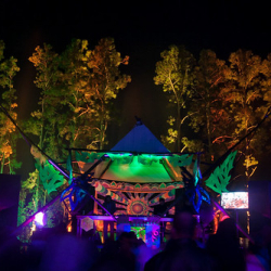 • <a style="font-size:0.8em;" href="http://www.flickr.com/photos/93182493@N07/16702041347/" target="_blank">View on Flickr</a>