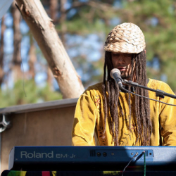 • <a style="font-size:0.8em;" href="http://www.flickr.com/photos/93182493@N07/16721743858/" target="_blank">View on Flickr</a>