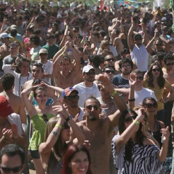 • <a style="font-size:0.8em;" href="http://www.flickr.com/photos/93182493@N07/15972580424/" target="_blank">View on Flickr</a>