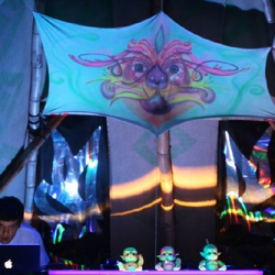 • <a style="font-size:0.8em;" href="http://www.flickr.com/photos/93182493@N07/16594836565/" target="_blank">View on Flickr</a>