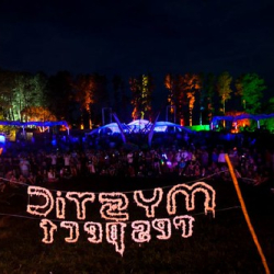 • <a style="font-size:0.8em;" href="http://www.flickr.com/photos/93182493@N07/16594464032/" target="_blank">View on Flickr</a>