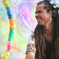 • <a style="font-size:0.8em;" href="http://www.flickr.com/photos/93182493@N07/15972569514/" target="_blank">View on Flickr</a>