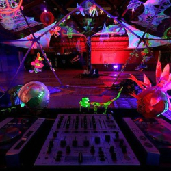 • <a style="font-size:0.8em;" href="http://www.flickr.com/photos/93182493@N07/16407518510/" target="_blank">View on Flickr</a>