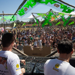 • <a style="font-size:0.8em;" href="http://www.flickr.com/photos/93182493@N07/16909443785/" target="_blank">View on Flickr</a>