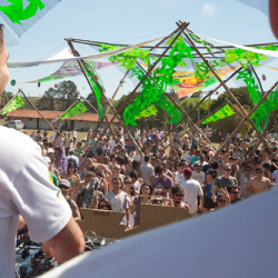 • <a style="font-size:0.8em;" href="http://www.flickr.com/photos/93182493@N07/16908192522/" target="_blank">View on Flickr</a>